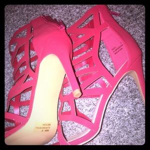 Red caged heels (Brand new)